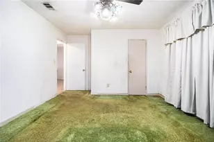 1750 Lisbon Dr SW, Atlanta, GA 30310 - Photo 12