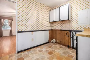 1750 Lisbon Dr SW, Atlanta, GA 30310 - Photo 10