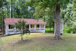 182 Oak Forest Dr, Canton, GA 30115 - Photo 2