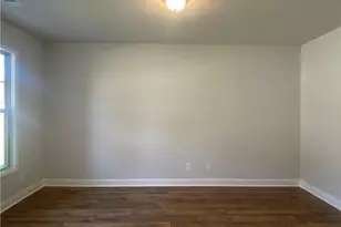 184 Montview Dr, Jefferson, GA 30549 - Photo 4