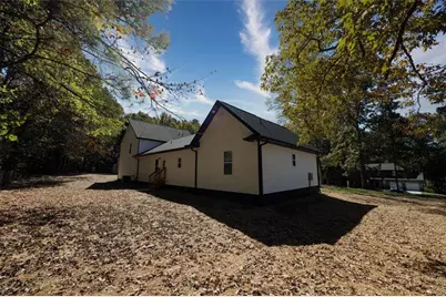 1063 Chapman Lane, Stone Mountain, GA 30088 - Photo 6