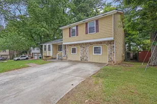 5477 Forest Pines Dr, Lithonia, GA 30058 - Photo 2