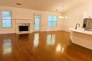 975 Grace Dr, Lawrenceville, GA 30043 - Photo 4