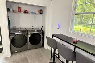 980 Hilltop Ct, Lawrenceville, GA 30045 - Photo 8