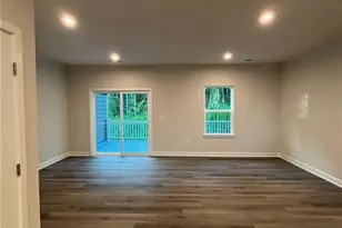 819 Woods Chapel Rd, Sugar Hill, GA 30518 - Photo 6