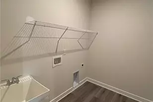 819 Woods Chapel Rd, Sugar Hill, GA 30518 - Photo 12