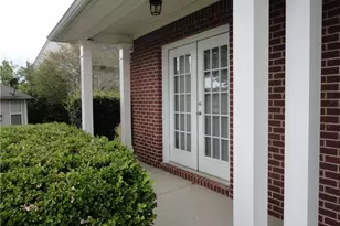 1715 Crestwell Ln SW, Grayson, GA 30017 - Photo 2