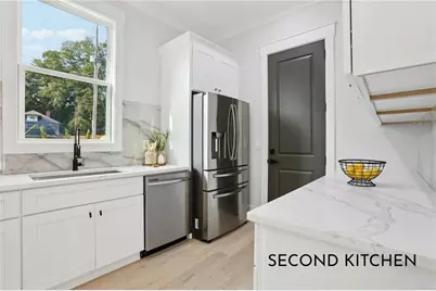 1090 Larosa Drive, Lawrenceville, GA 30043 - Photo 8