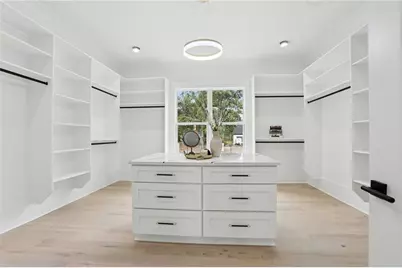 1090 Larosa Drive, Lawrenceville, GA 30043 - Photo 18