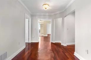 2881 Peachtree Rd NE, Atlanta, GA 30305 - Photo 2