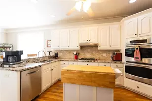 1805 Wesleyan Ln, Loganville, GA 30052 - Photo 14