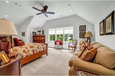 4584 Meadow Valley Drive, Sandy Springs, GA 30342 - Photo 16