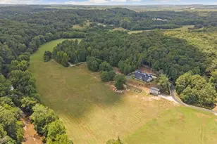 441 Pumpkinvine Rd, Acworth, GA 30101 - Photo 4