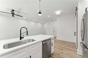 384 Forrest Ave, Gainesville, GA 30501 - Photo 16