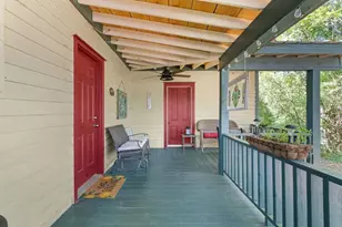 118 E Oak St, Ellijay, GA 30540 - Photo 2