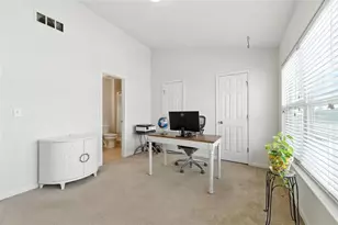 2038 Liberty Ct NW, Atlanta, GA 30318 - Photo 16