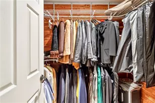 125 Claridge Dr, Atlanta, GA 30342 - Photo 32