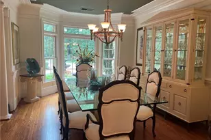 125 Claridge Dr, Atlanta, GA 30342 - Photo 10