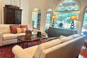 125 Claridge Dr, Atlanta, GA 30342 - Photo 8