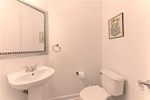 711 Cosmopolitan Dr, Atlanta, GA 30324 - Photo 22