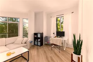 711 Cosmopolitan Dr, Atlanta, GA 30324 - Photo 8