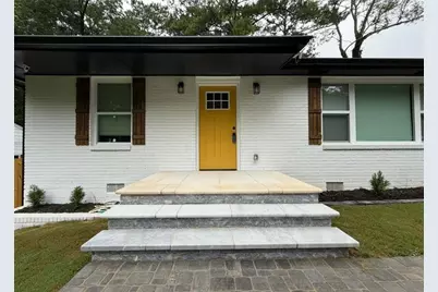 530 Park Valley Drive, Atlanta, GA 30318 - Photo 2