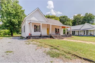 217 E Gibson Street E, Cedartown, GA 30125 - Photo 10