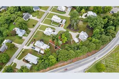 225 E Underwood Street, Cleveland, GA 30528 - Photo 44