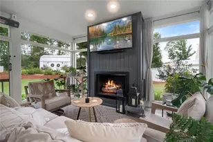 225 E Underwood St, Cleveland, GA 30528 - Photo 2