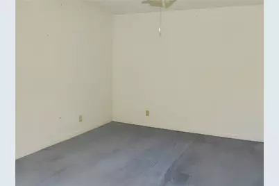 325 Watt Street, Camilla, GA 31730 - Photo 8