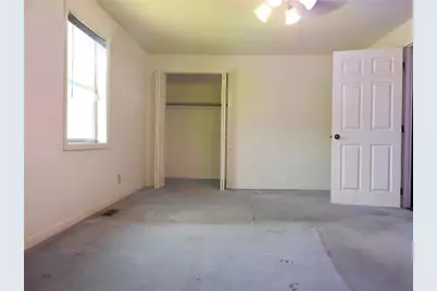 325 Watt Street, Camilla, GA 31730 - Photo 12