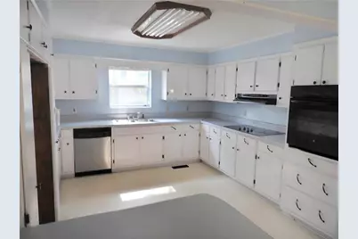 325 Watt Street, Camilla, GA 31730 - Photo 4