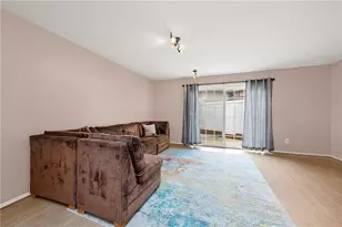 346 Carpenter Dr, Atlanta, GA 30328 - Photo 12