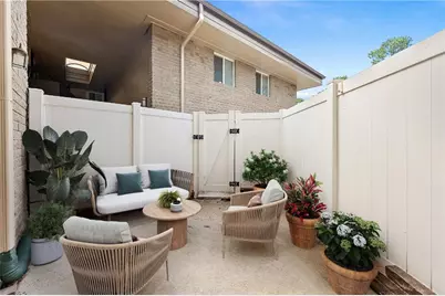 346 Carpenter Drive #85, Atlanta, GA 30328 - Photo 2