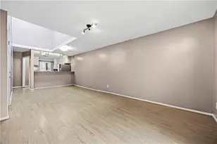 346 Carpenter Dr, Atlanta, GA 30328 - Photo 6