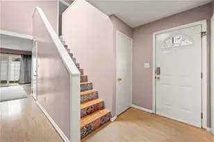 346 Carpenter Dr, Atlanta, GA 30328 - Photo 16