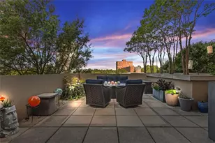 2881 Peachtree Rd NE, Atlanta, GA 30305 - Photo 10