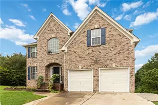 1044 Simonton Hill Ct, Lawrenceville, GA 30045 - Photo 2