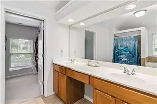 1044 Simonton Hill Ct, Lawrenceville, GA 30045 - Photo 18