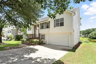 11747 Spring Lake Way, Fayetteville, GA 30215 - Photo 2