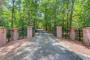 1345 Chandler Rd, Lawrenceville, GA 30045 - Photo 2