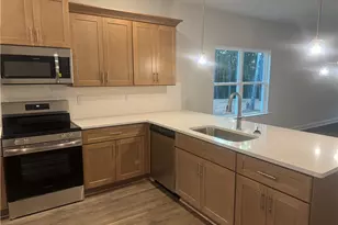584 Walnut Crk Pkwy, Pendergrass, GA 30567 - Photo 10