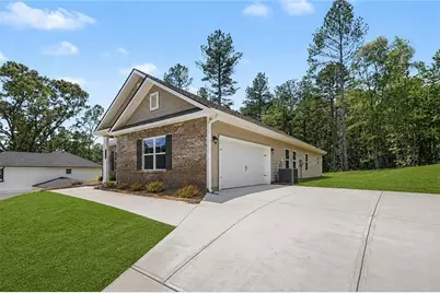 584 Walnut Creek Parkway, Pendergrass, GA 30567 - Photo 2