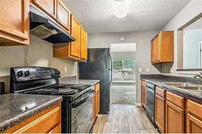 4611 Ravenwood Loop, Union City, GA 30291 - Photo 10