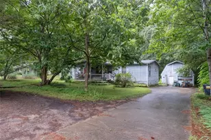 241 Cedarcrest Rd, Dallas, GA 30132 - Photo 4