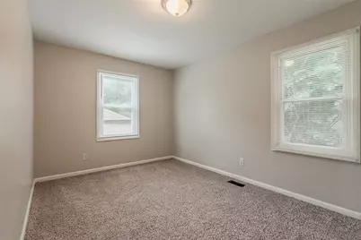 3633 Bunker Hill Drive SW, Atlanta, GA 30331 - Photo 22