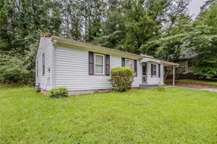 3633 Bunker Hill Dr SW, Atlanta, GA 30331 - Photo 2