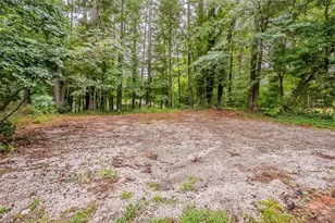 3633 Bunker Hill Dr SW, Atlanta, GA 30331 - Photo 28