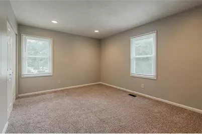 3633 Bunker Hill Drive SW, Atlanta, GA 30331 - Photo 20