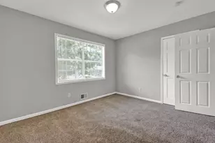 135 Melanie Ct, Atlanta, GA 30349 - Photo 22